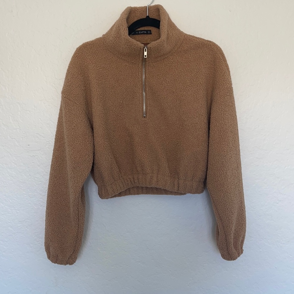 Cropped zip up